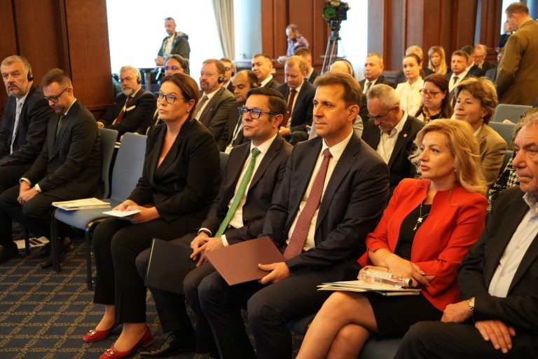 Вицепремиерът Пулев: Отмяната на забраната за износ на дизел по никакъв начин няма да доведе до дефицити на българския пазар